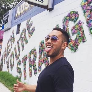 Meet your Posher, Magdiel